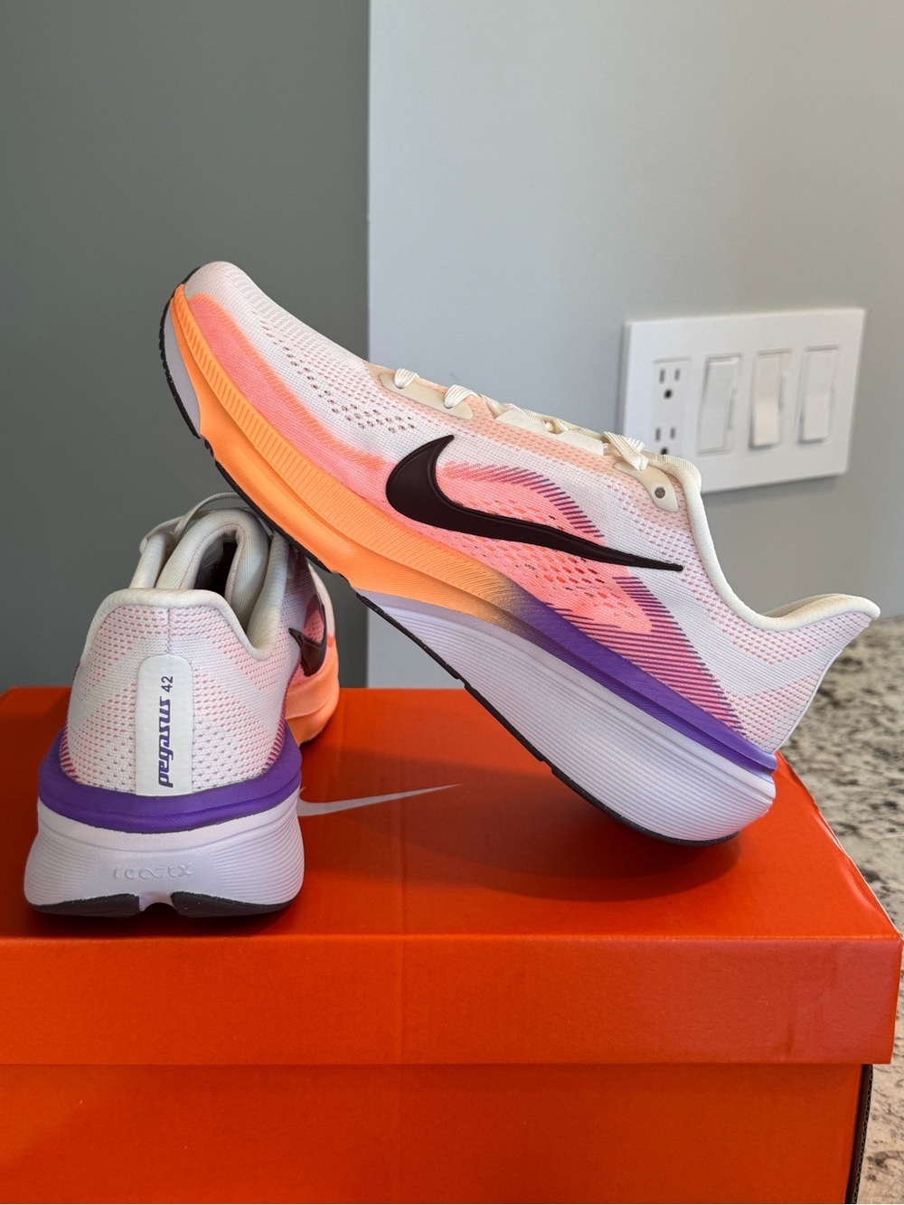 Nike Women’s Pegasus 42 - Picture 3 of 6